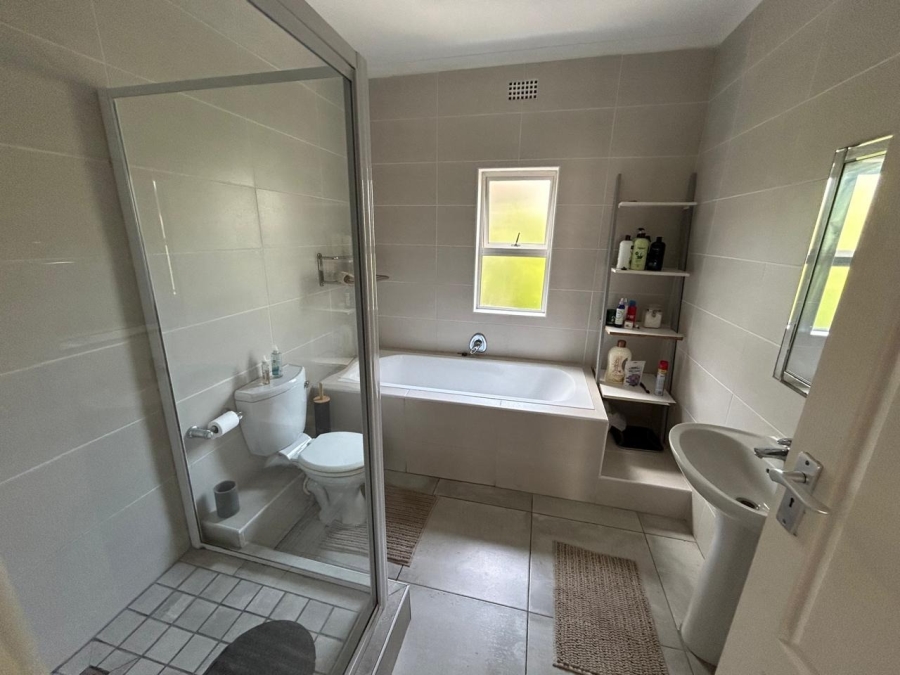 4 Bedroom Property for Sale in Nahoon Eastern Cape